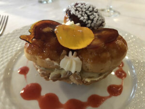 Sorte de dessert pouvant être présenté dans un buffet froid